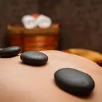 Luxury Apt - Free Massages From Physiotherapists
