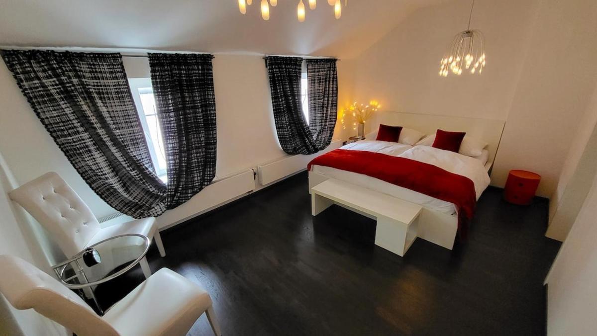 Luxury - Free Massages From Physiotherapists *