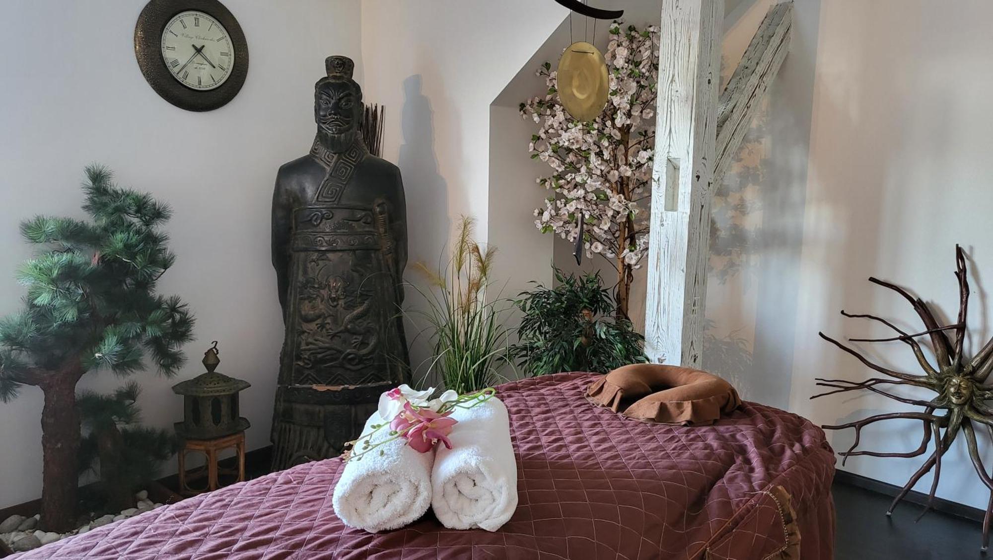 Luxury - Free Massages From Physiotherapists Apartment *