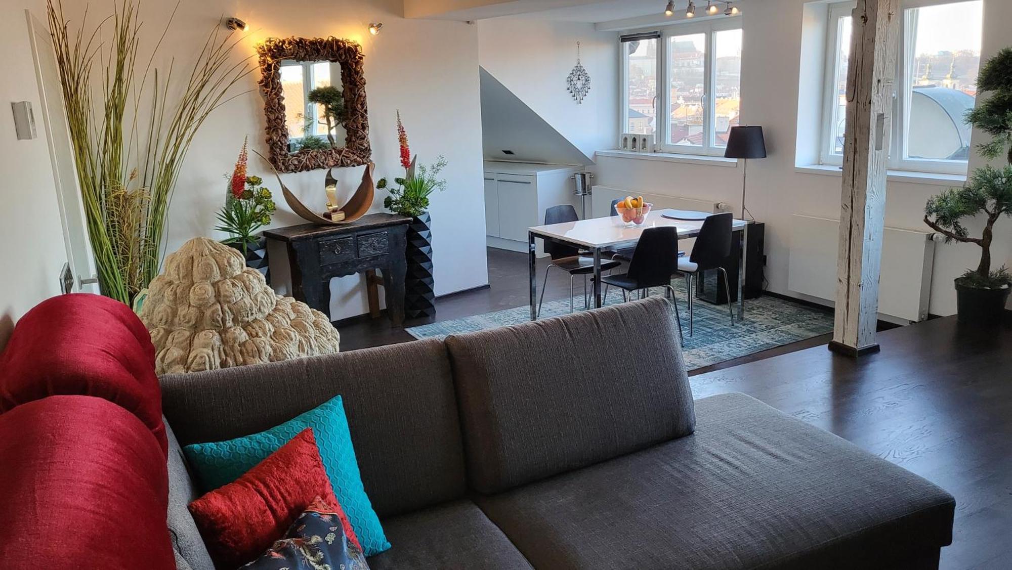 Luxury - Free Massages From Physiotherapists Apartment